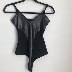 Bodysuits Guess